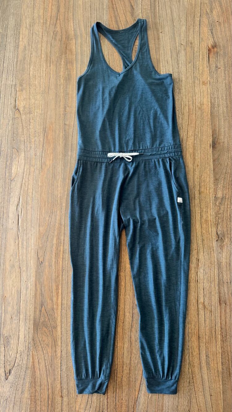 Vuori Lux Jumpsuit - Size M - Picture 1 of 6